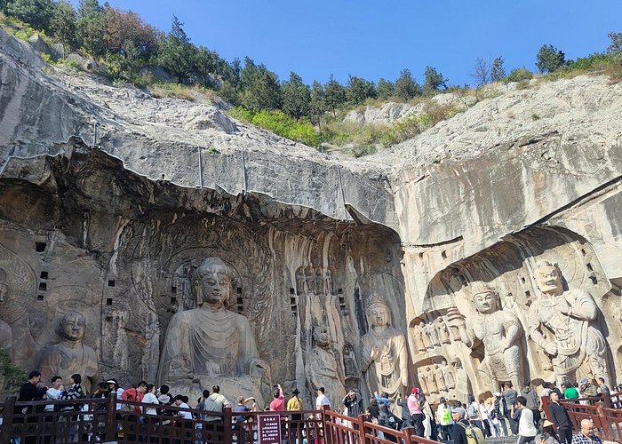 Shaolin & Longmen from Xi'an by High-Speed Train – Shaolin Temple tour
